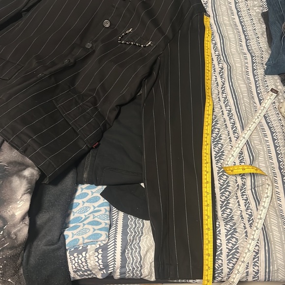 Tripp NYC Mens Black Pinstripe Button Blazer Jacket Y2K Goth Punk Daangoodman - Picture 8 of 8